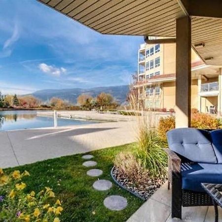 Tranquil Waterfront Condo Келоуна Екстериор снимка
