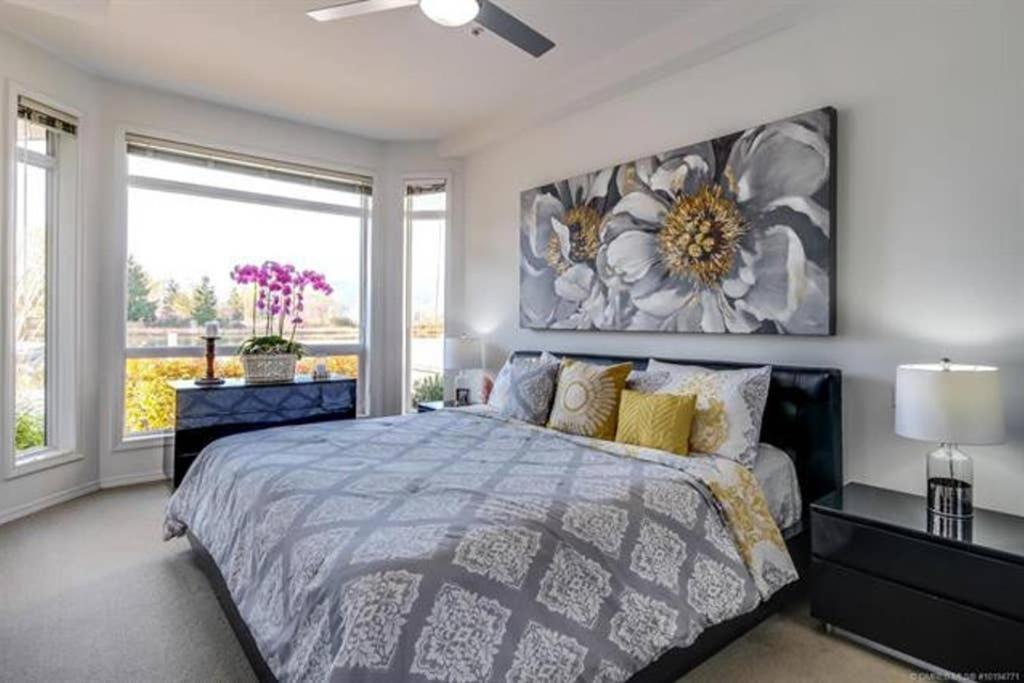 Tranquil Waterfront Condo Келоуна Екстериор снимка